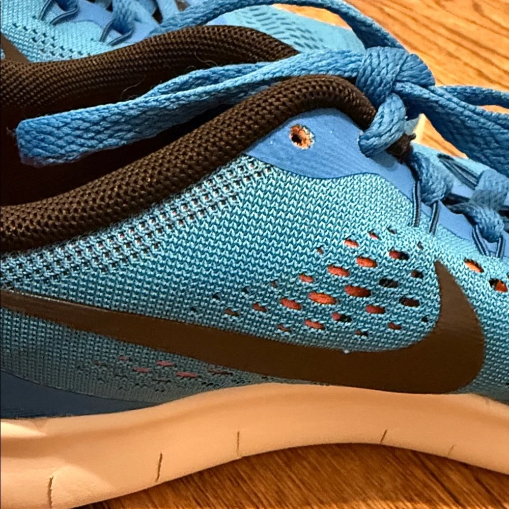 Nike RN Free Blue/Orange Running Sneakers‎ Lightweight  Size 7y